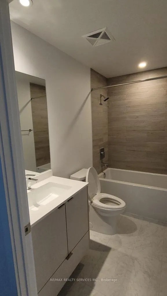 Photo 10 of Unit 1801, 1928 Lakeshore Boulevard W, Toronto, High Park-Swansea — HOMEH