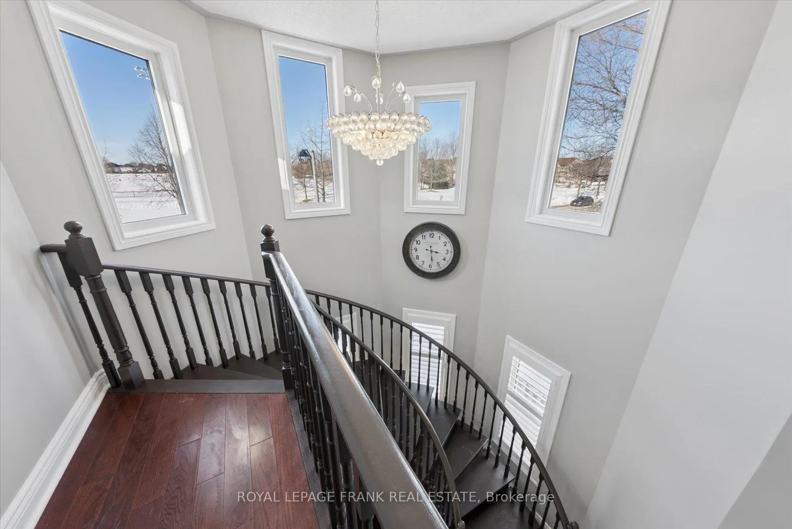 Photo 15 of 19 Portage Trail, Whitby, Port Whitby — HOMEH