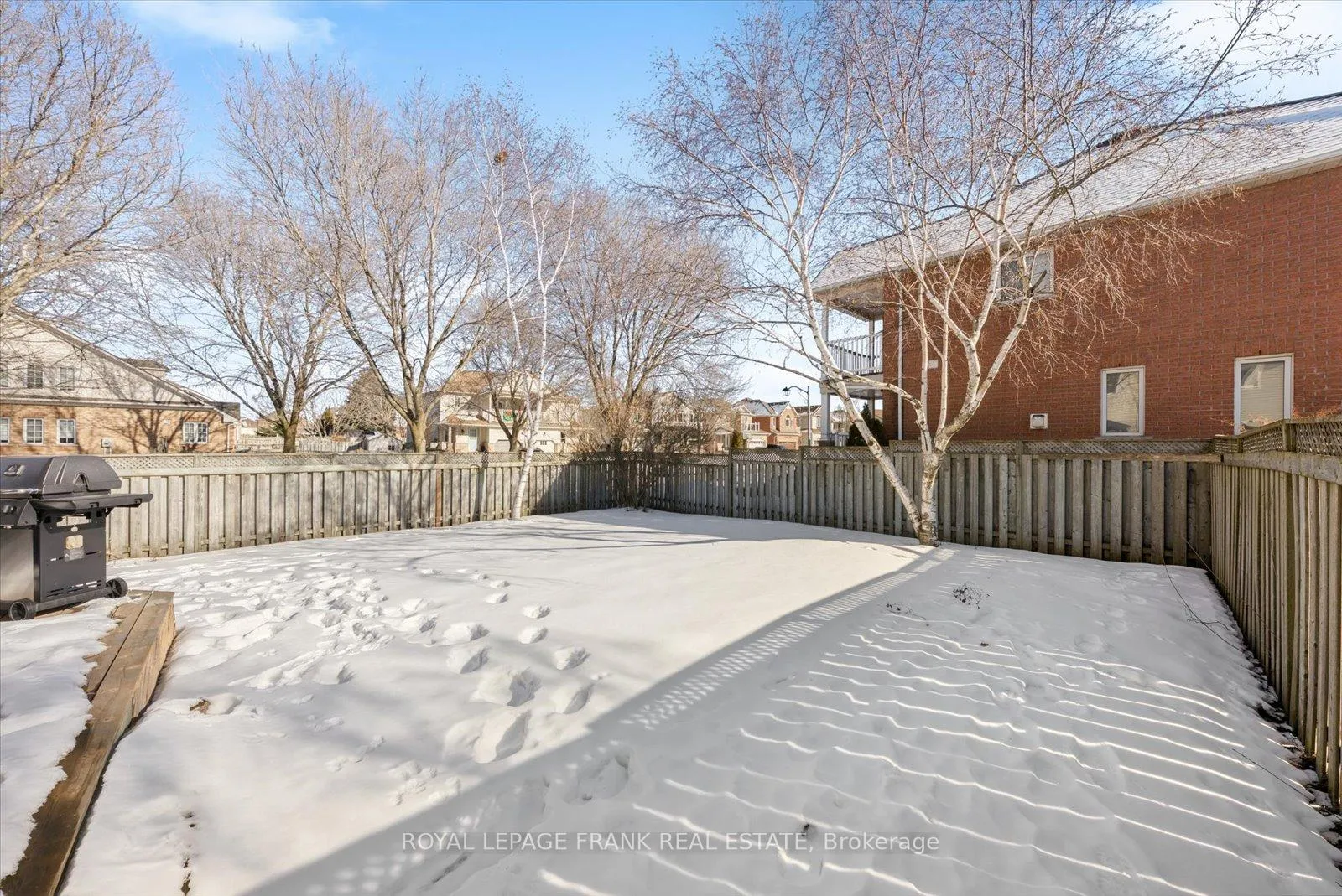 Photo 27 of 19 Portage Trail, Whitby, Port Whitby — HOMEH