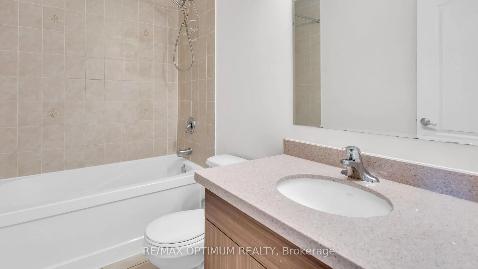 Photo 28 of 80 Memory Lane, Brampton, Northwest Brampton — HOMEH