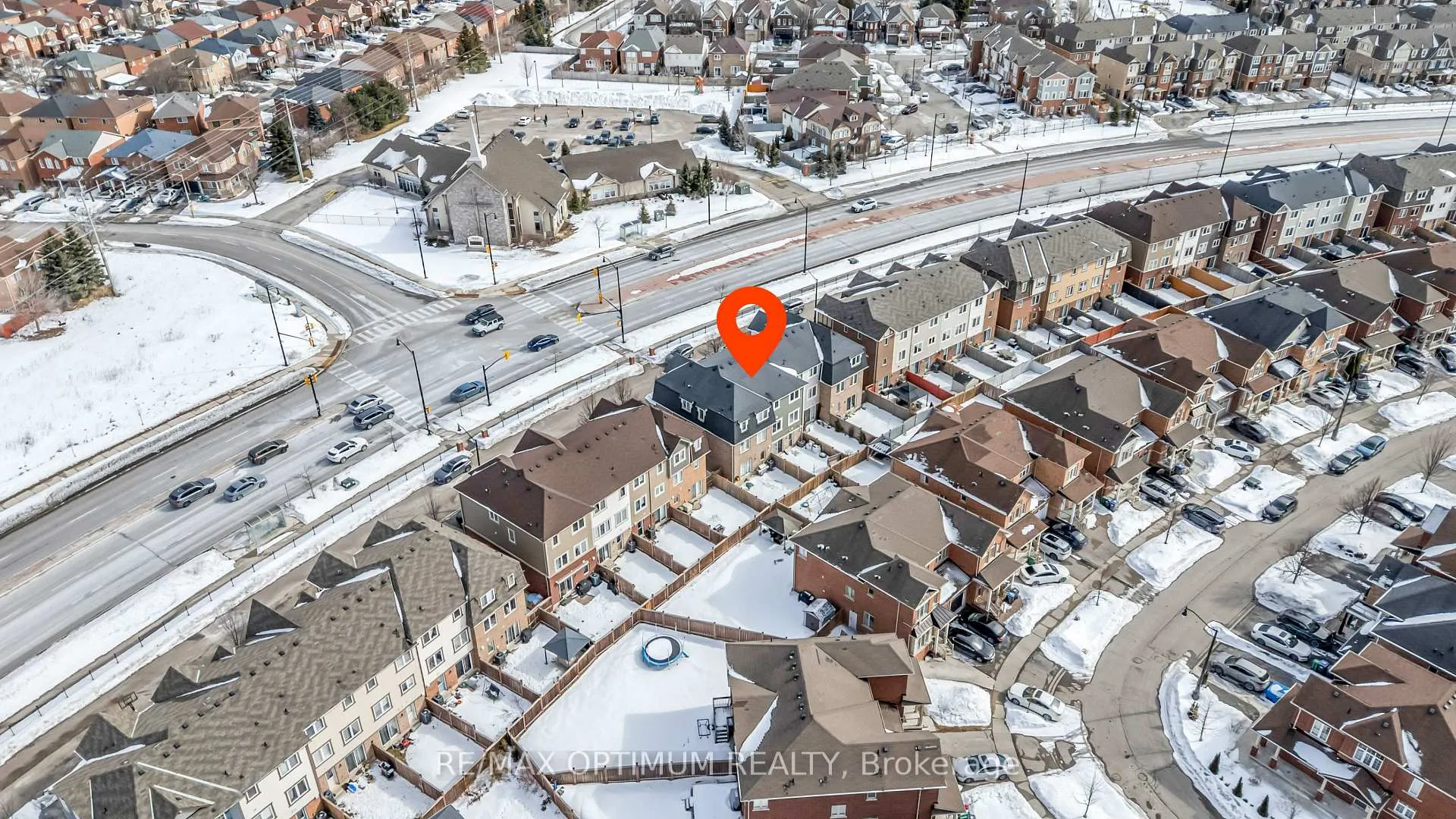 Photo 36 of 80 Memory Lane, Brampton, Northwest Brampton — HOMEH
