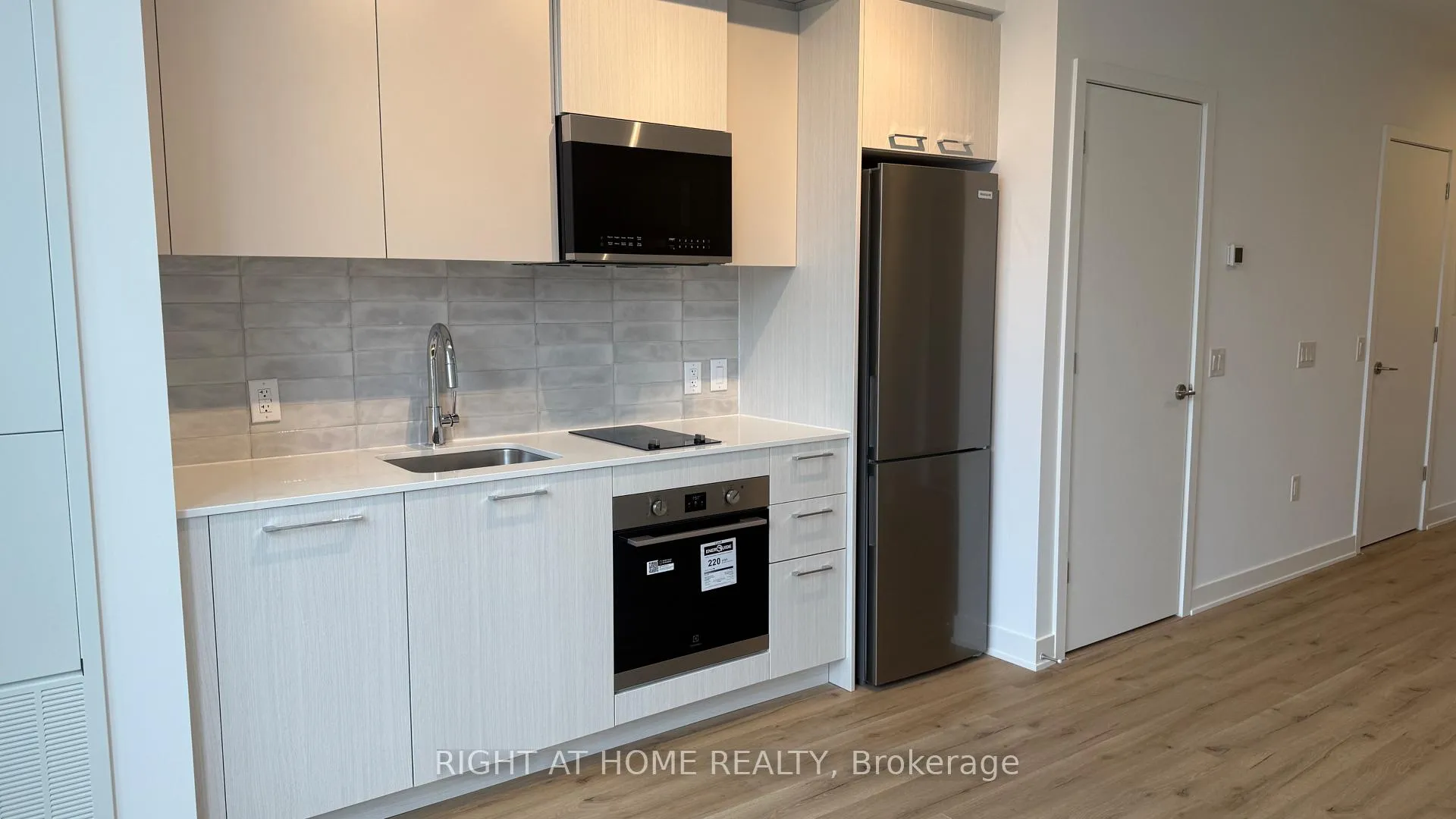 Photo 3 of Unit 627, 30 dreamers Way, Toronto, Regent Park — HOMEH