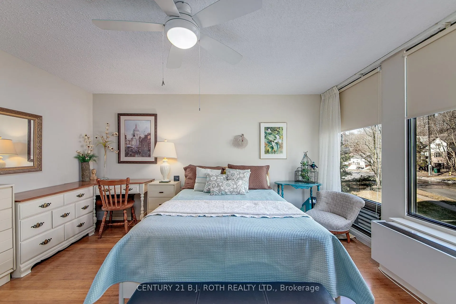 Photo 23 of Unit 301, 181 Collier Street, Barrie, North Shore — HOMEH