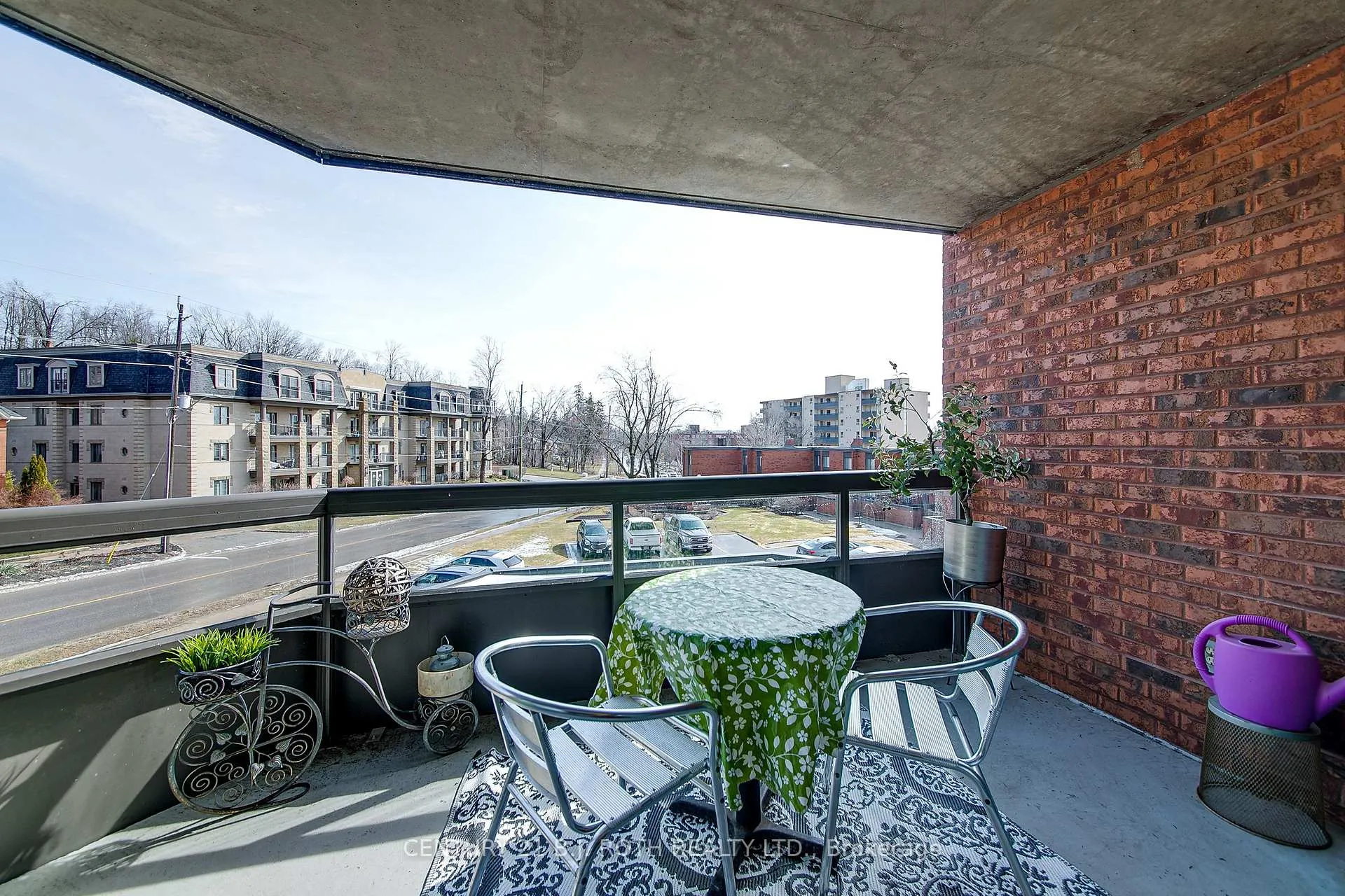 Photo 30 of Unit 301, 181 Collier Street, Barrie, North Shore — HOMEH