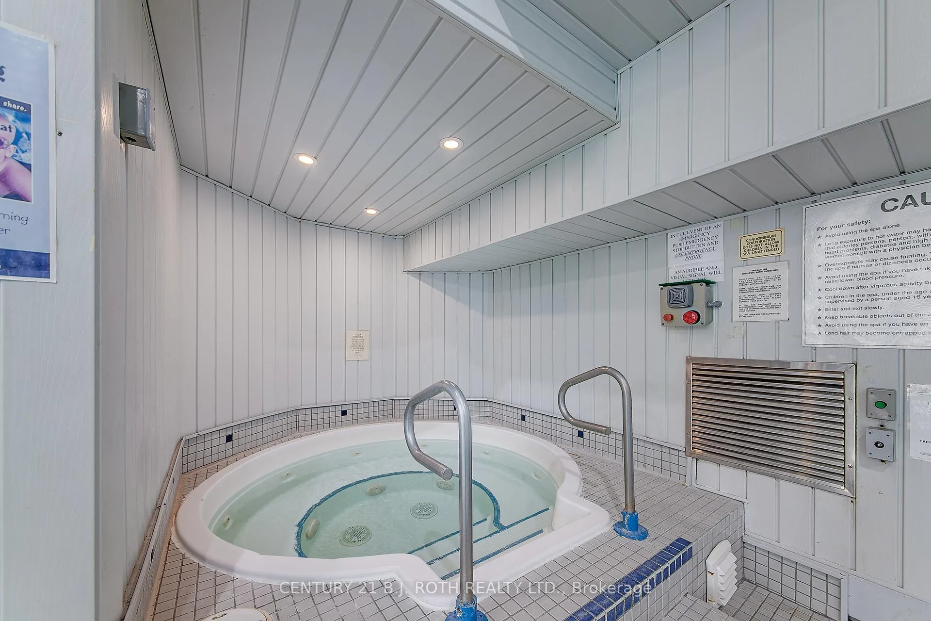 Photo 33 of Unit 301, 181 Collier Street, Barrie, North Shore — HOMEH