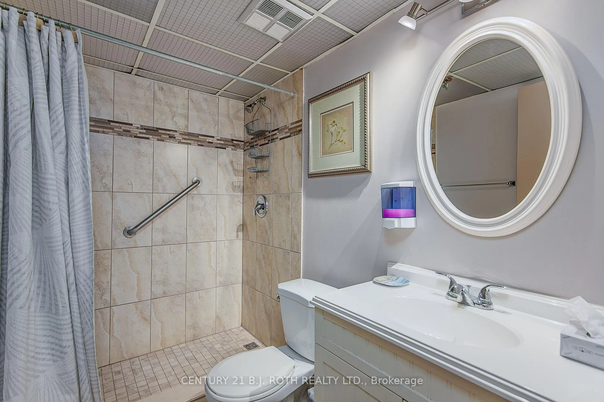Photo 41 of Unit 301, 181 Collier Street, Barrie, North Shore — HOMEH
