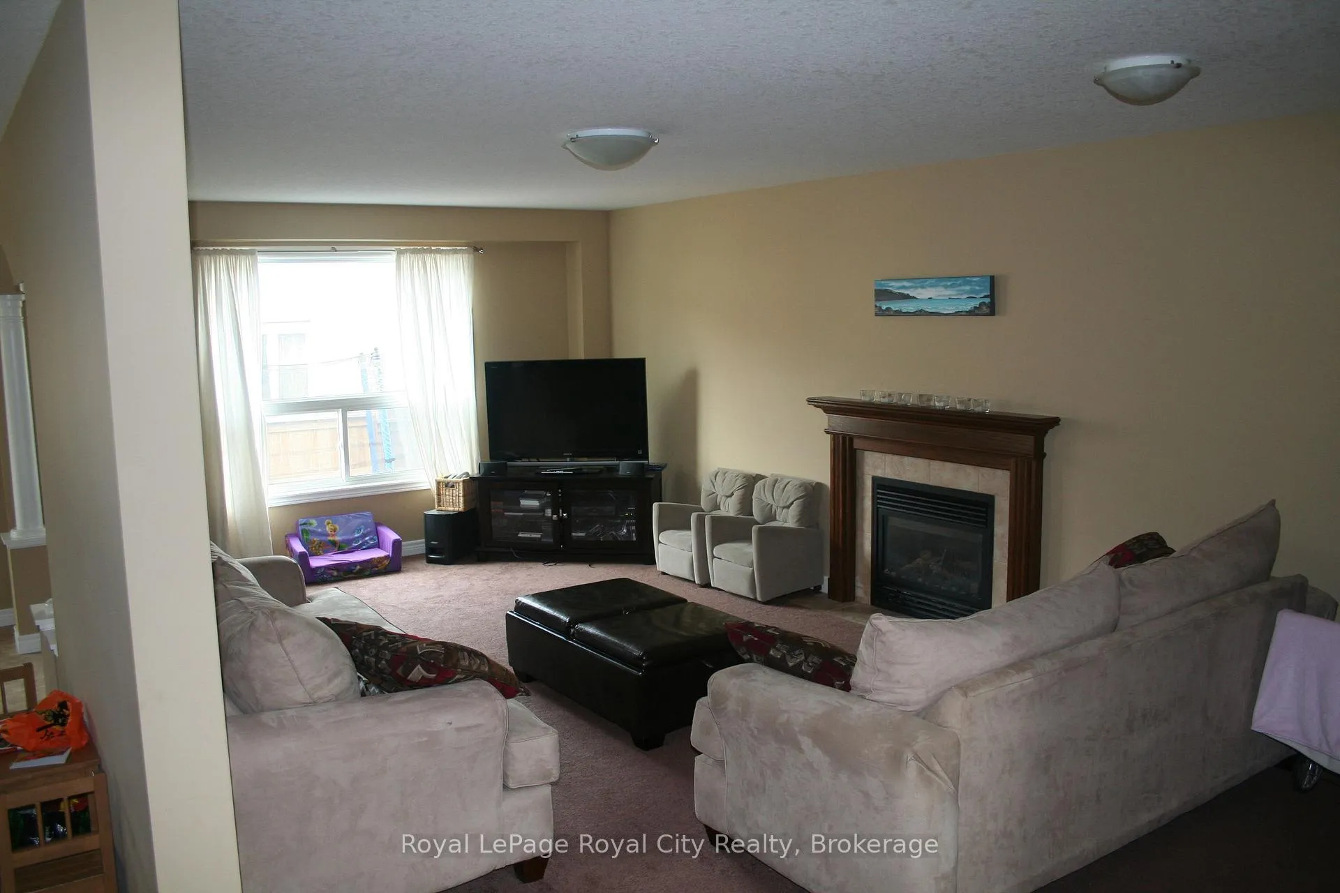 Photo 7 of 74 Bard Boulevard, Guelph, Pineridge/Westminster Woods — HOMEH