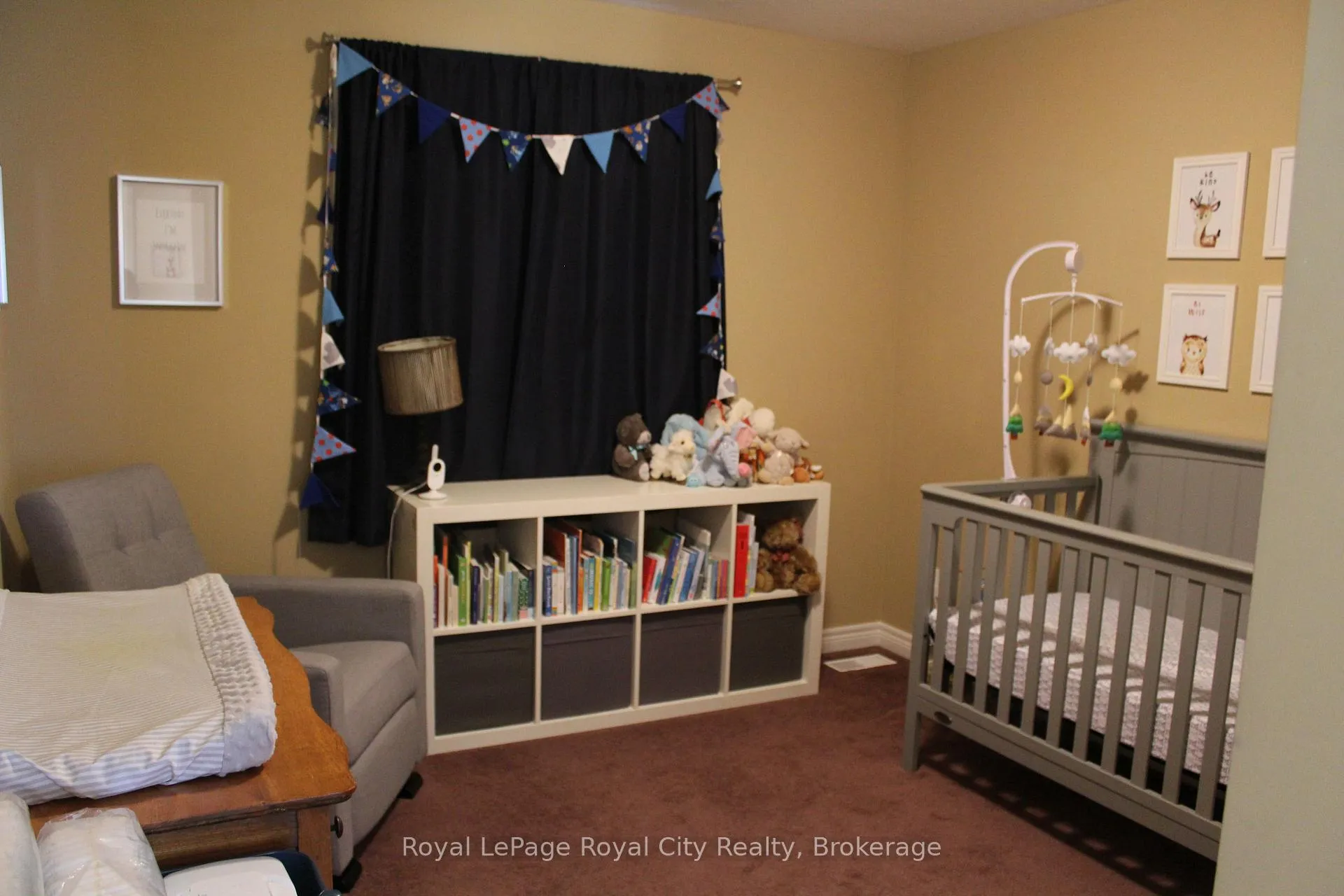 Photo 11 of 74 Bard Boulevard, Guelph, Pineridge/Westminster Woods — HOMEH