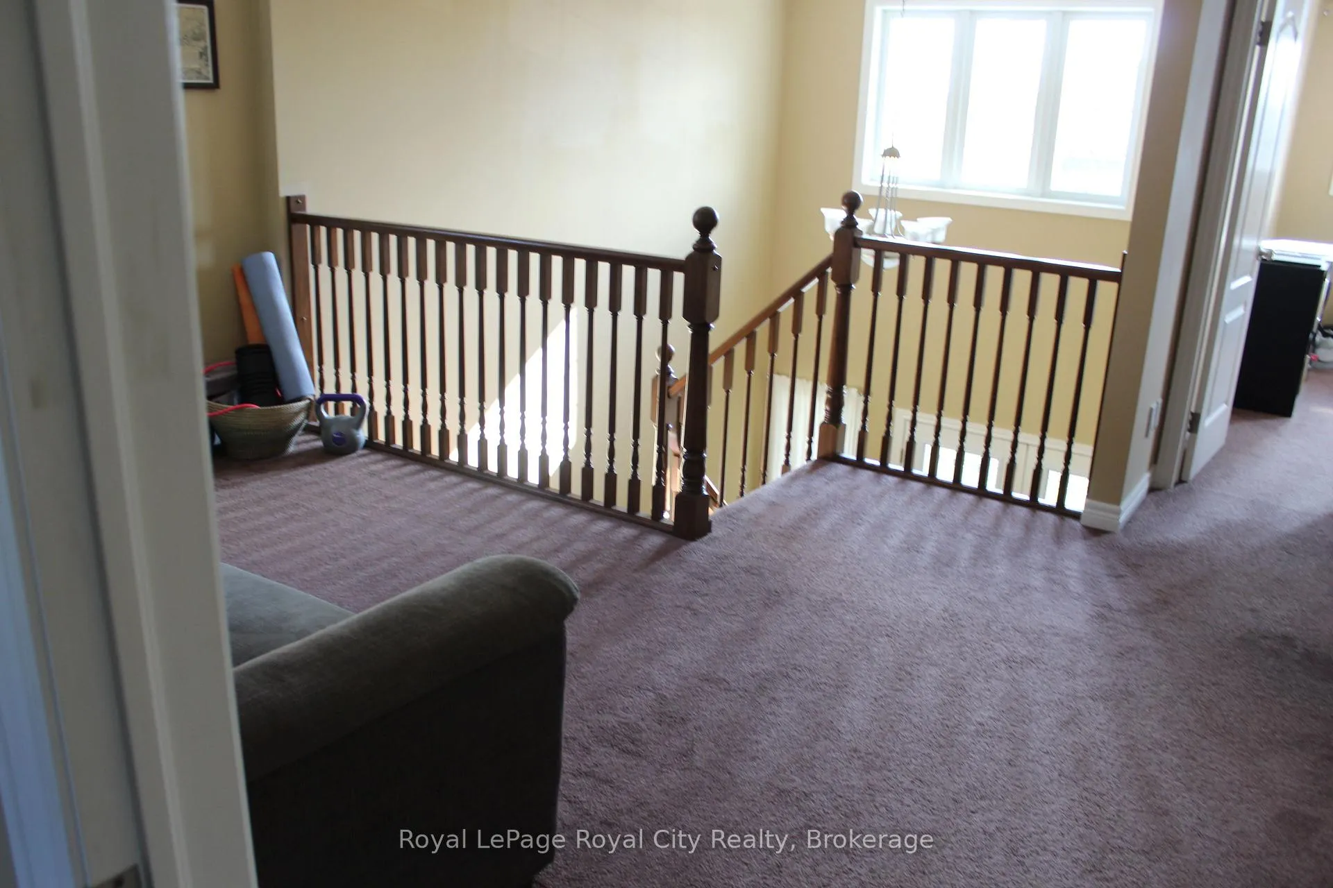 Photo 13 of 74 Bard Boulevard, Guelph, Pineridge/Westminster Woods — HOMEH
