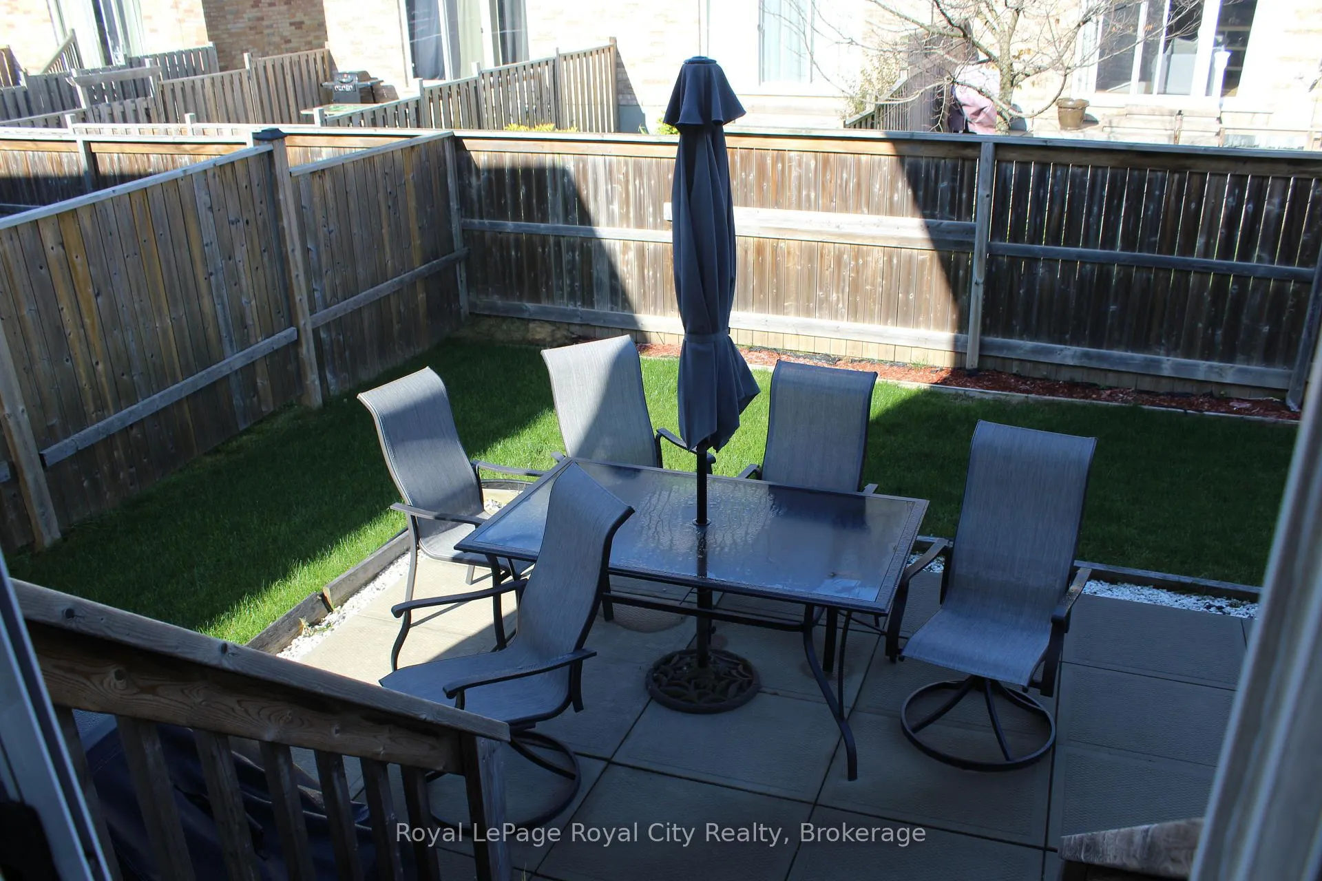 Photo 15 of 74 Bard Boulevard, Guelph, Pineridge/Westminster Woods — HOMEH