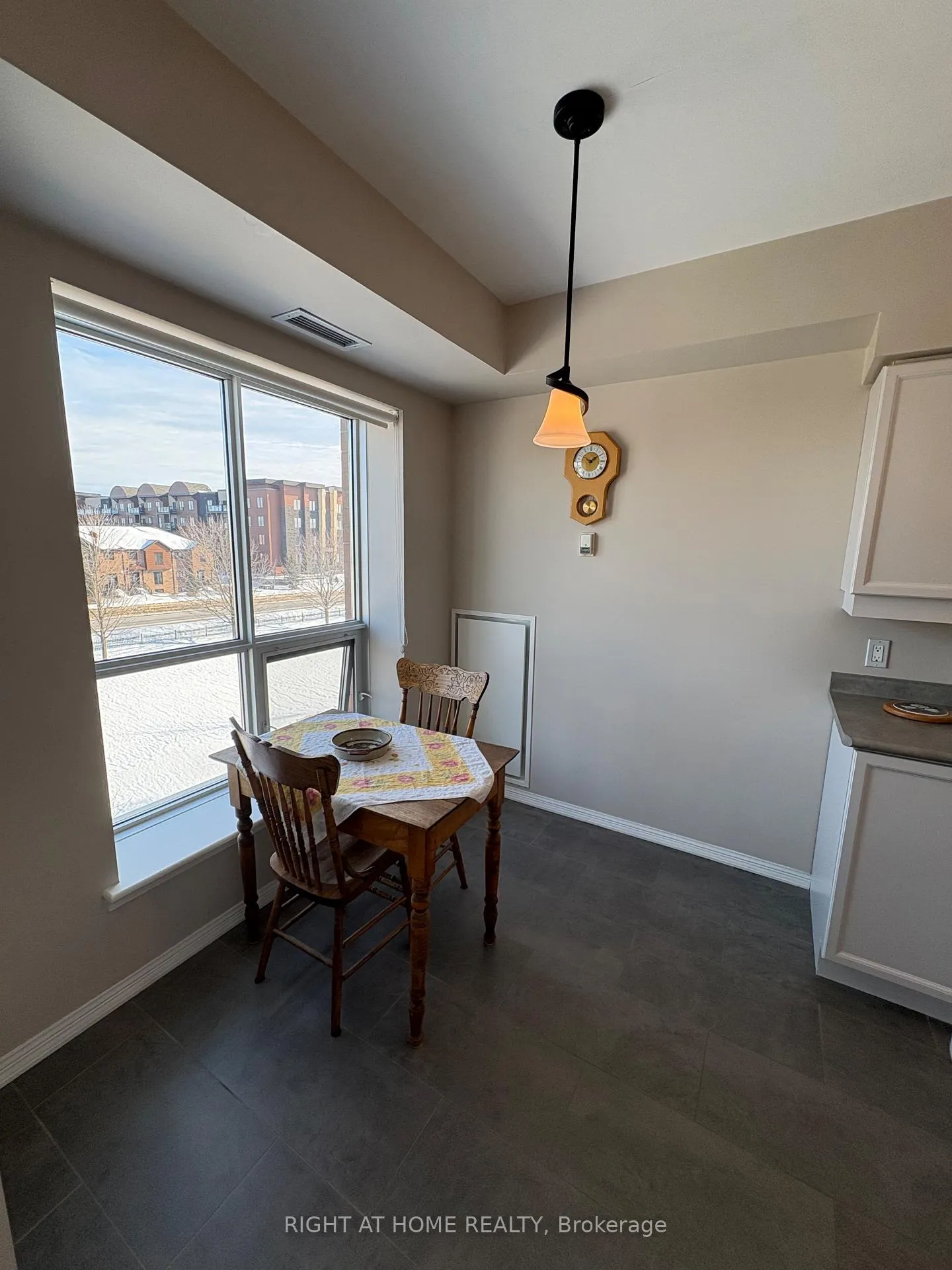 Photo 33 of Unit 412, 94 Dean Avenue, Barrie, Painswick South — HOMEH