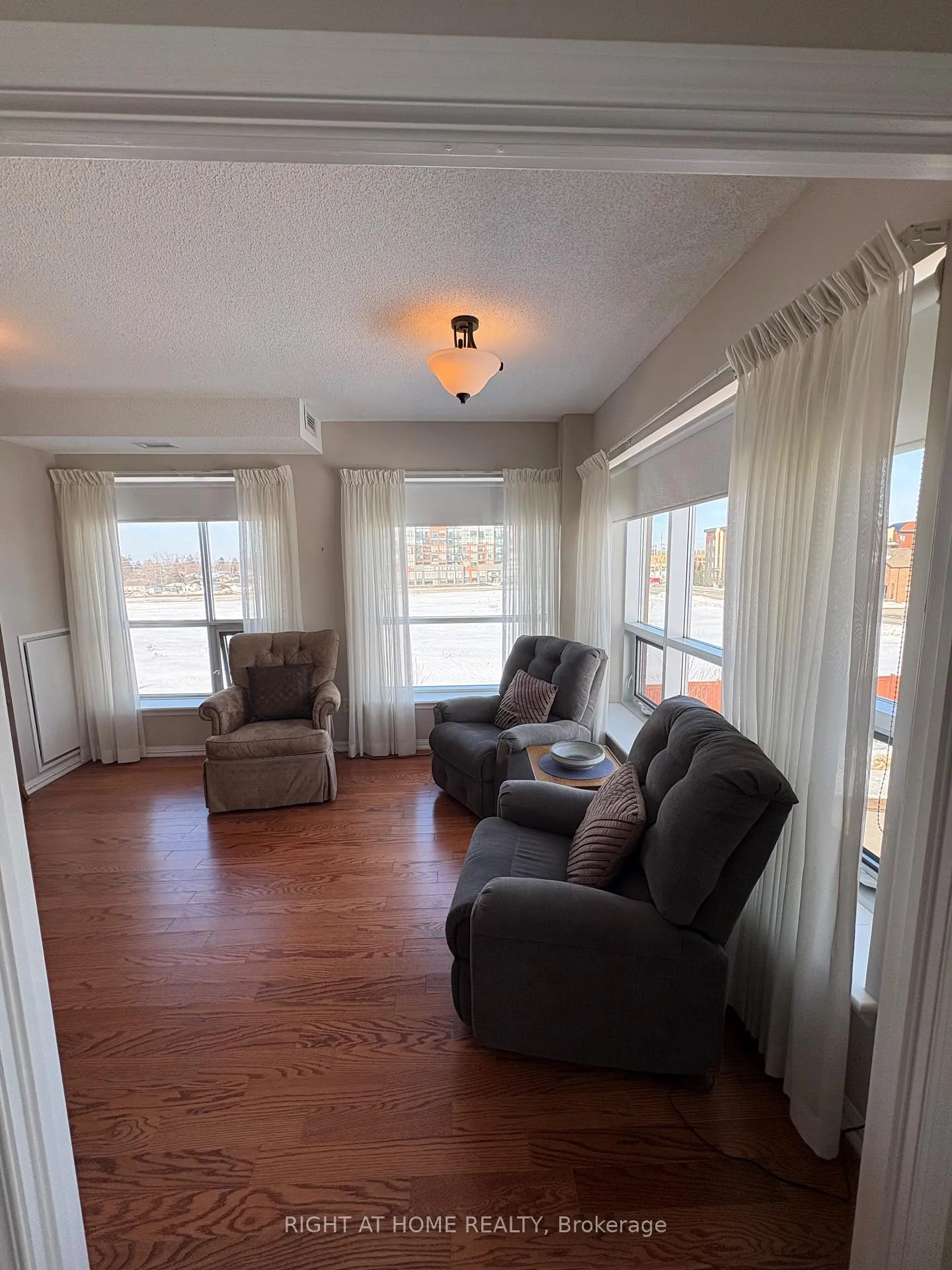 Photo 35 of Unit 412, 94 Dean Avenue, Barrie, Painswick South — HOMEH