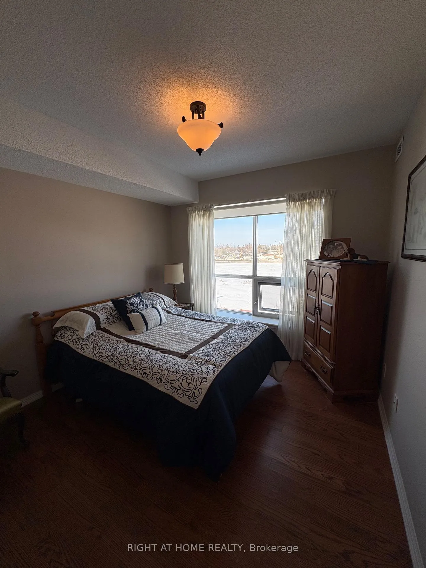 Photo 42 of Unit 412, 94 Dean Avenue, Barrie, Painswick South — HOMEH