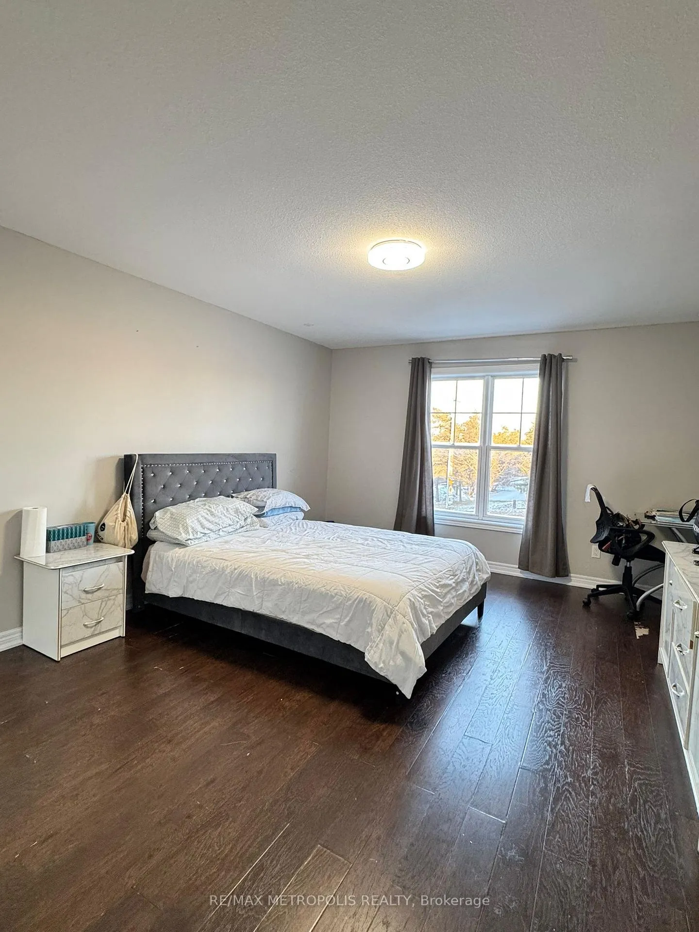 Photo 5 of 605 First Avenue, Welland, N. Welland — HOMEH