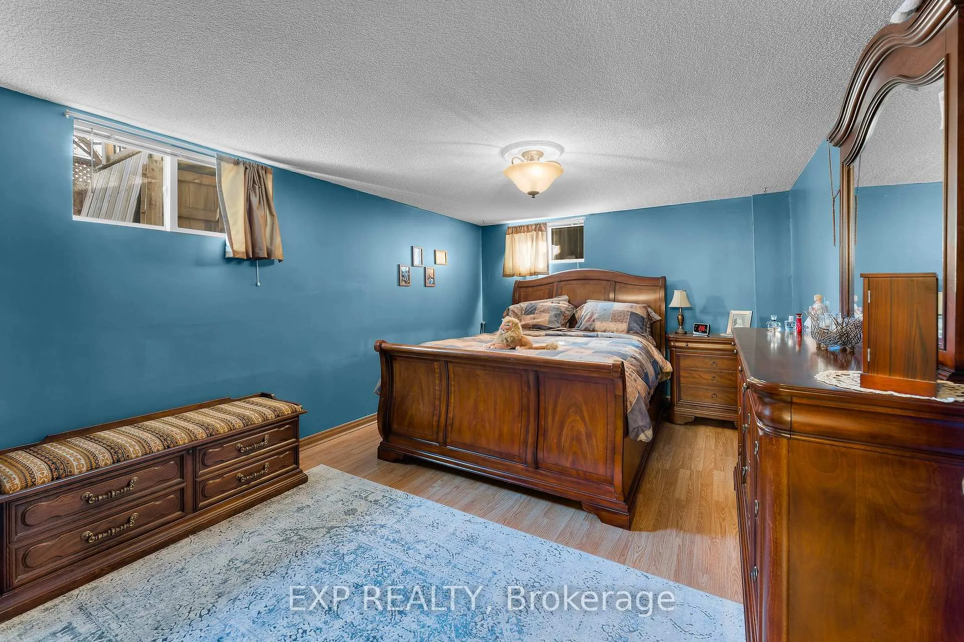 Photo 23 of 74 Tecumseh Street, St. Catharines, Bunting/Linwell — HOMEH