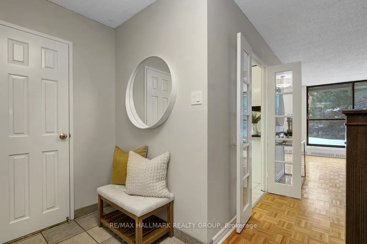Photo 6 of Unit 105, 505 St Laurent Boulevard, Ottawa, Viscount Alexander Park — HOMEH