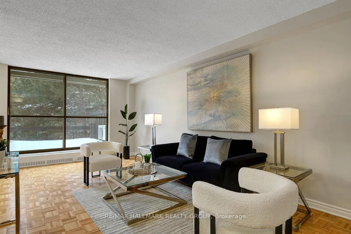 Photo 7 of Unit 105, 505 St Laurent Boulevard, Ottawa, Viscount Alexander Park — HOMEH