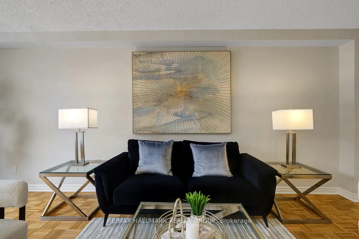 Photo 12 of Unit 105, 505 St Laurent Boulevard, Ottawa, Viscount Alexander Park — HOMEH