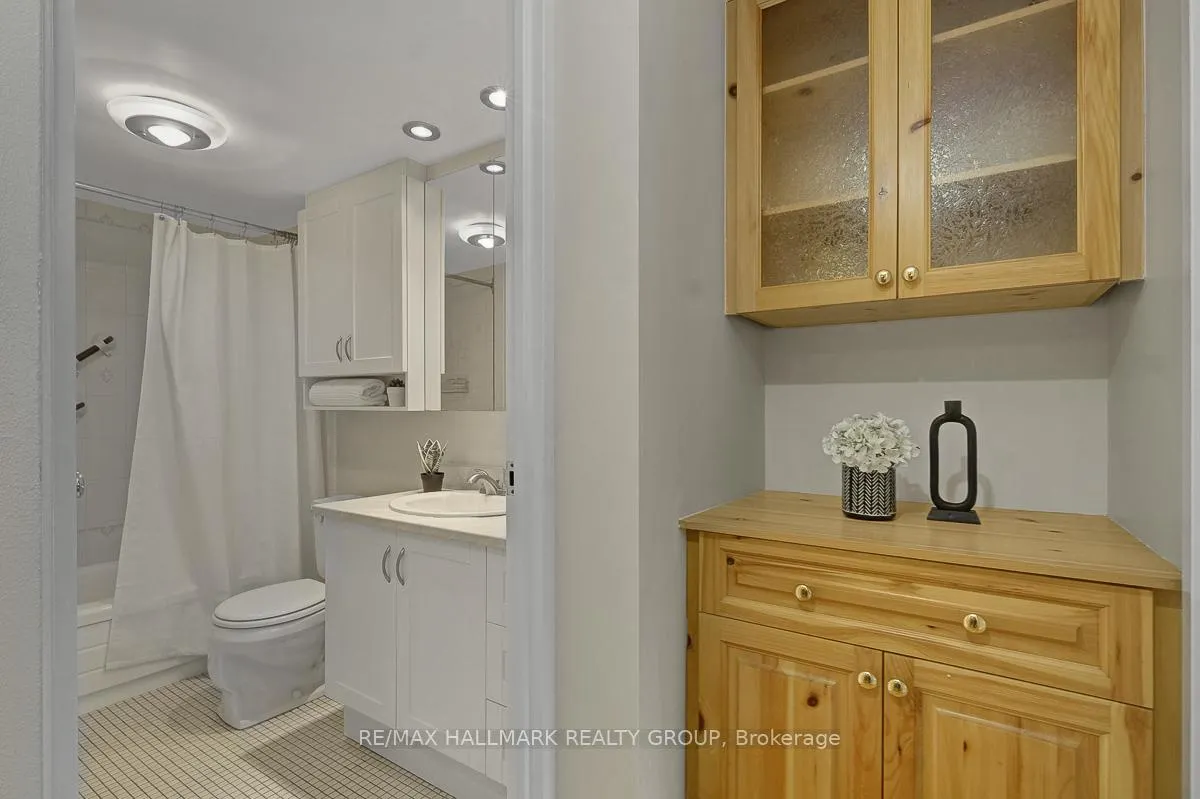 Photo 25 of Unit 105, 505 St Laurent Boulevard, Ottawa, Viscount Alexander Park — HOMEH