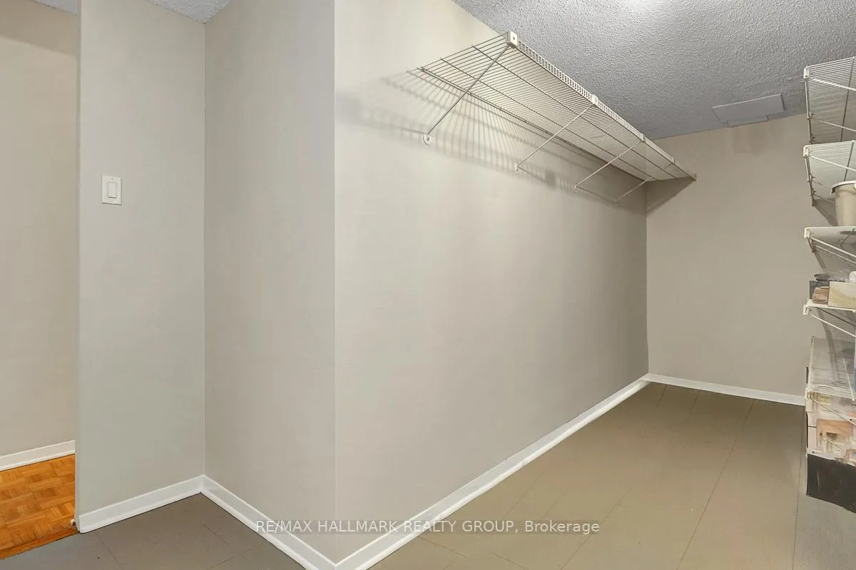 Photo 32 of Unit 105, 505 St Laurent Boulevard, Ottawa, Viscount Alexander Park — HOMEH
