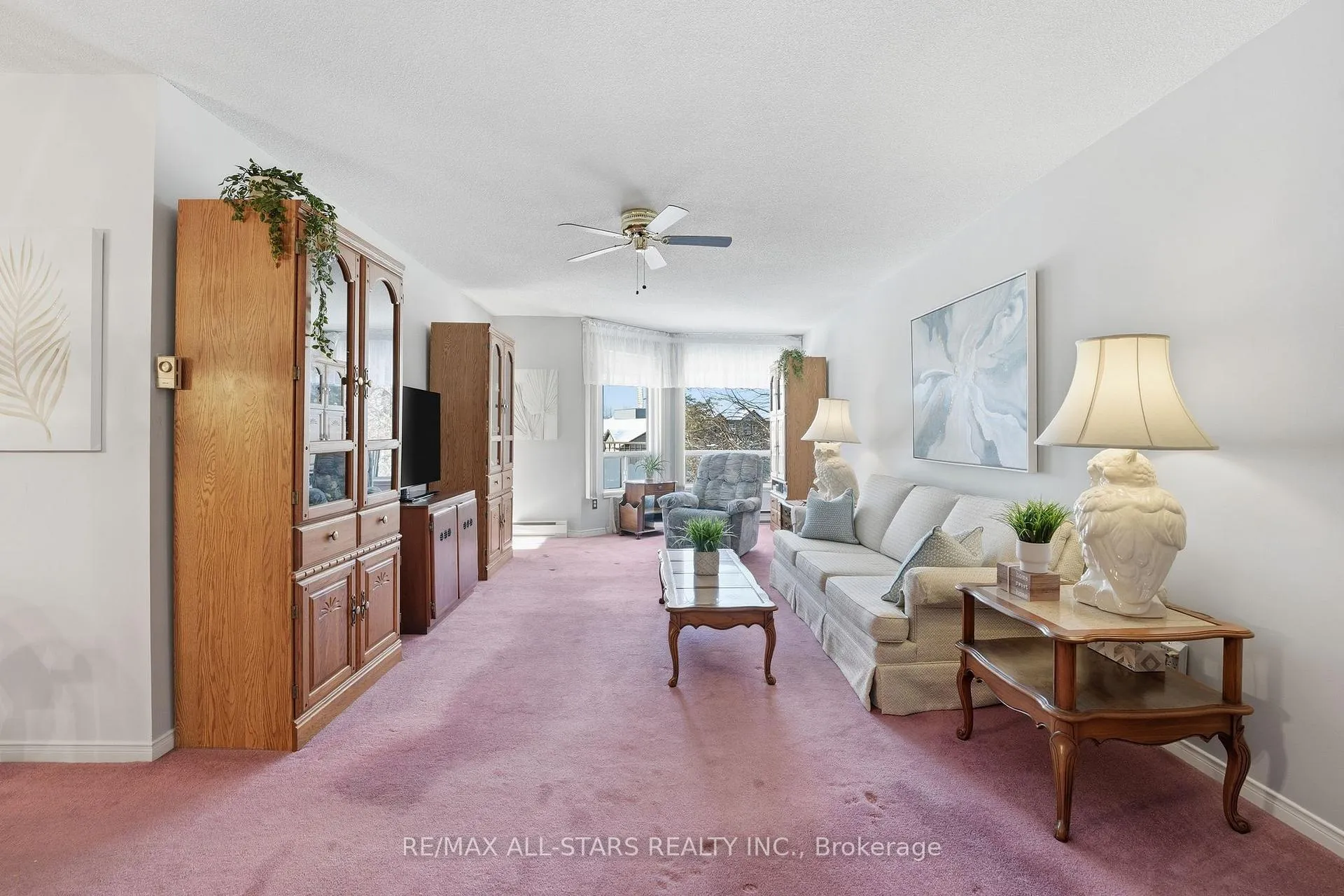 Photo 11 of Unit 301, 111 Grew Boulevard, Georgina, Sutton & Jackson's Point — HOMEH