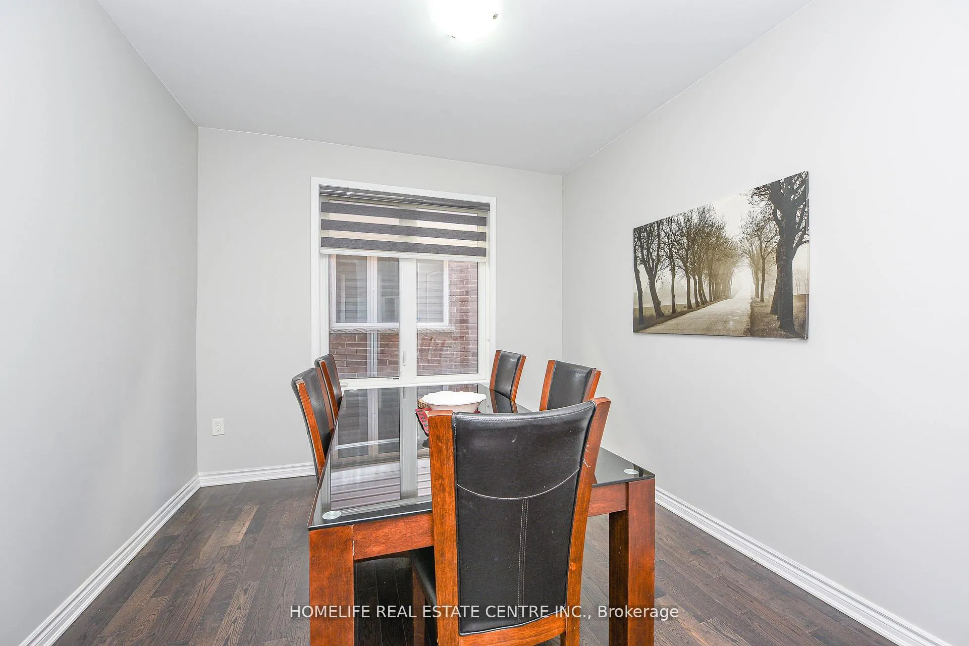 Photo 5 of 13 Feeder Street, Brampton, Northwest Brampton — HOMEH