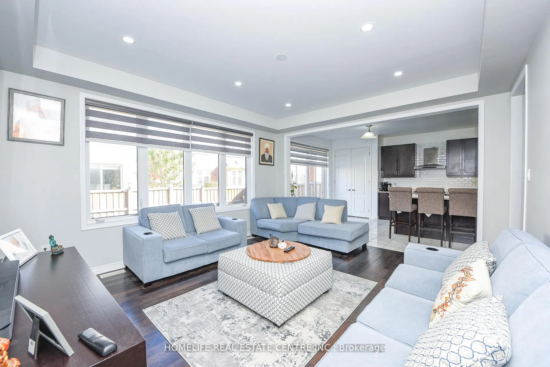 Photo 9 of 13 Feeder Street, Brampton, Northwest Brampton — HOMEH