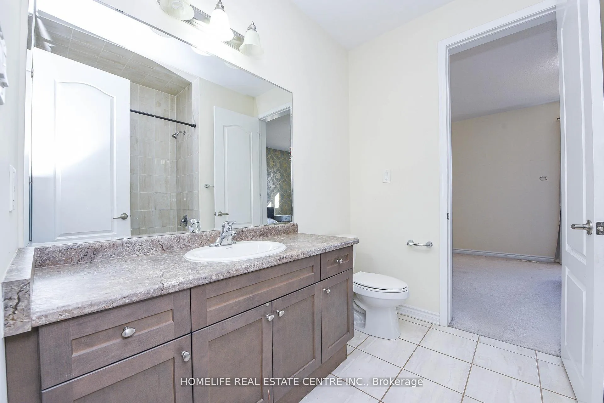 Photo 25 of 13 Feeder Street, Brampton, Northwest Brampton — HOMEH