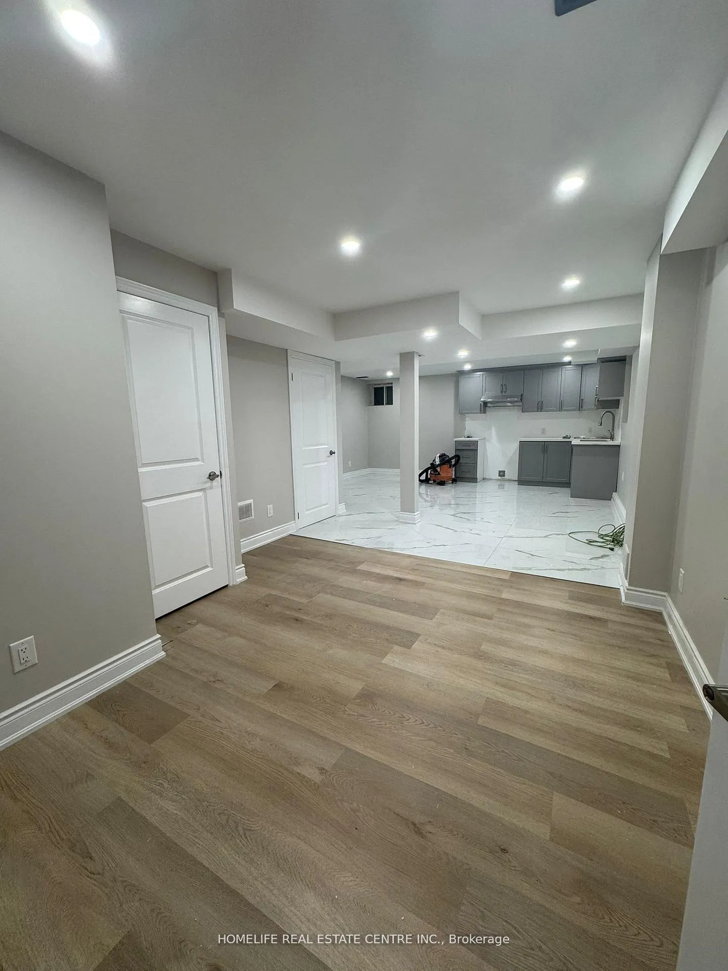Photo 31 of 13 Feeder Street, Brampton, Northwest Brampton — HOMEH
