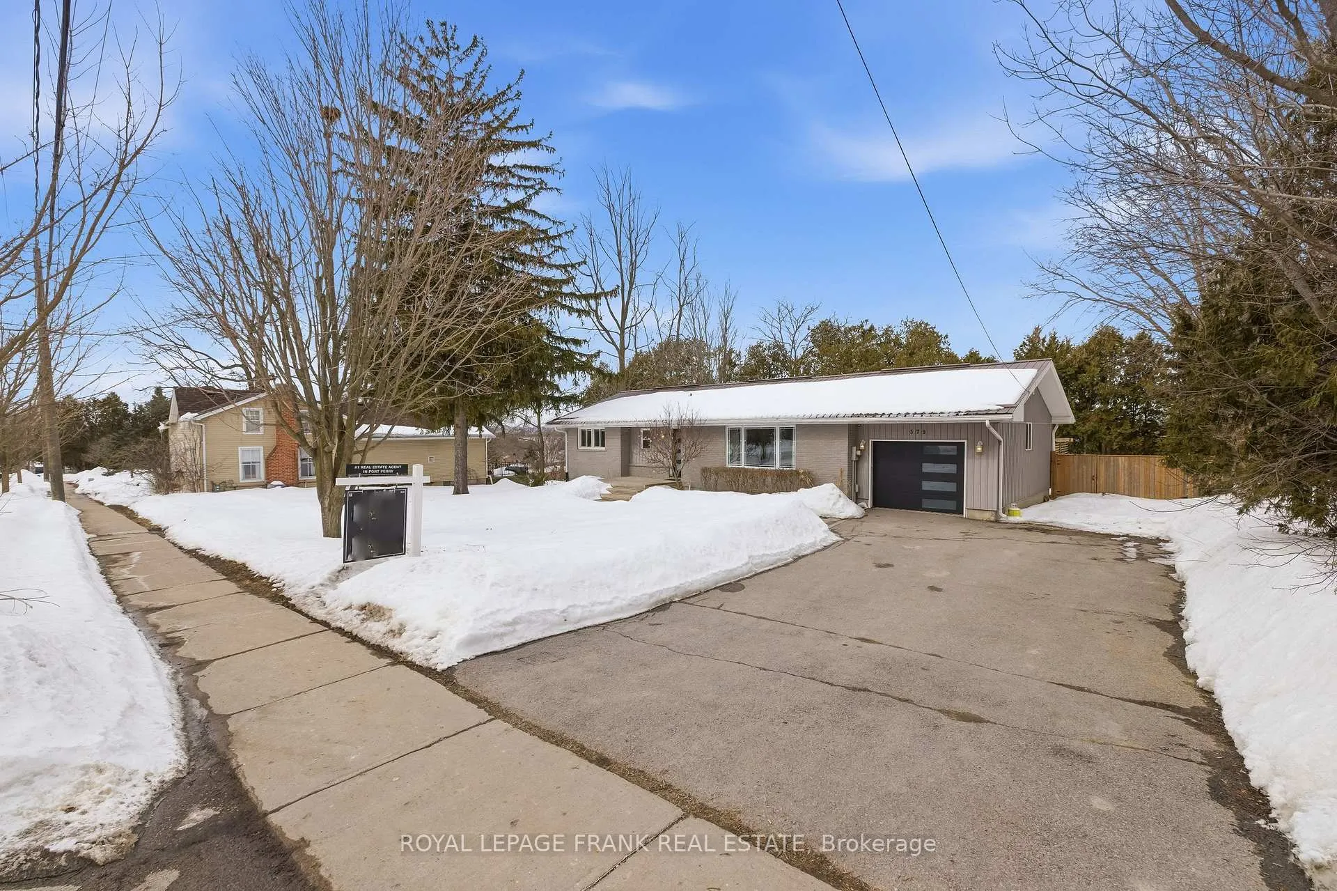 Photo 1 of 579 Queen Street, Scugog, Port Perry — HOMEH