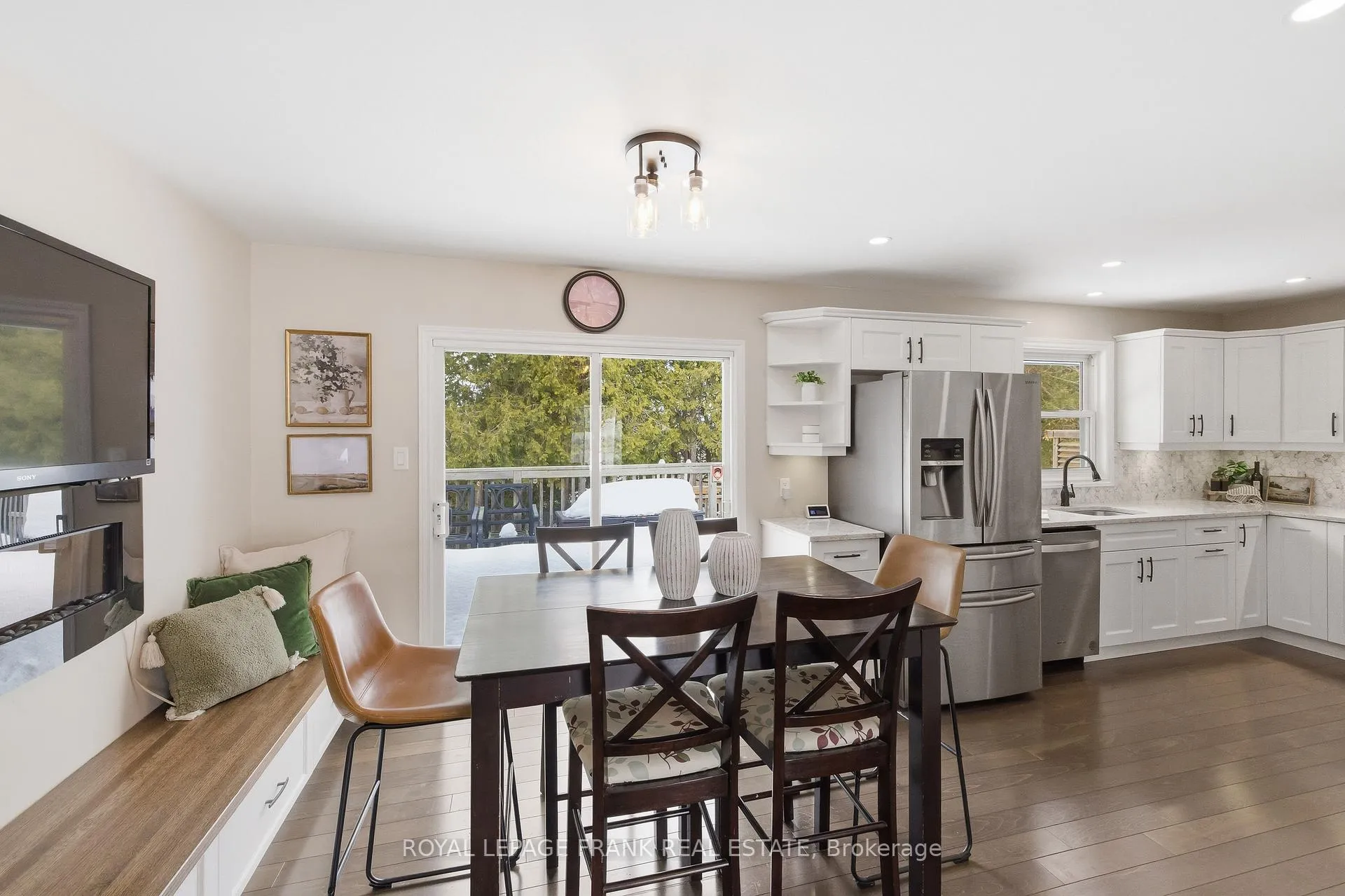 Photo 19 of 579 Queen Street, Scugog, Port Perry — HOMEH