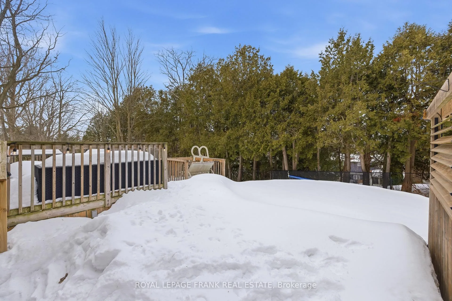 Photo 43 of 579 Queen Street, Scugog, Port Perry — HOMEH
