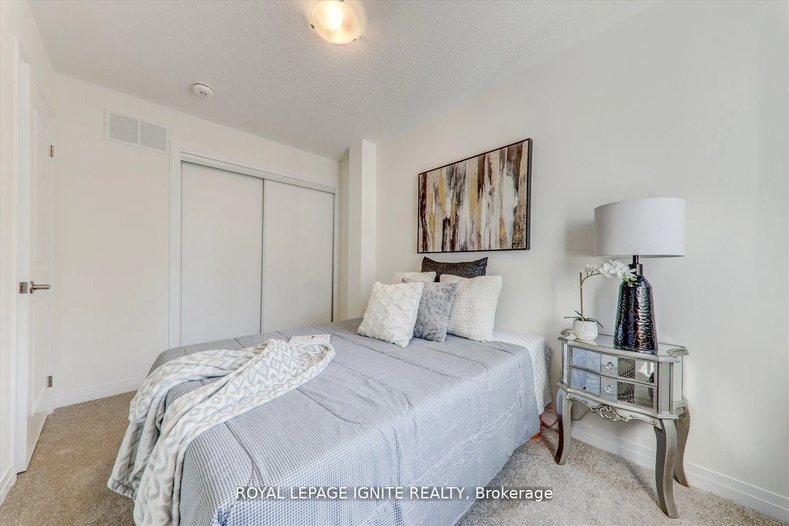 Photo 33 of 544 Hudson Crescent, Midland — HOMEH