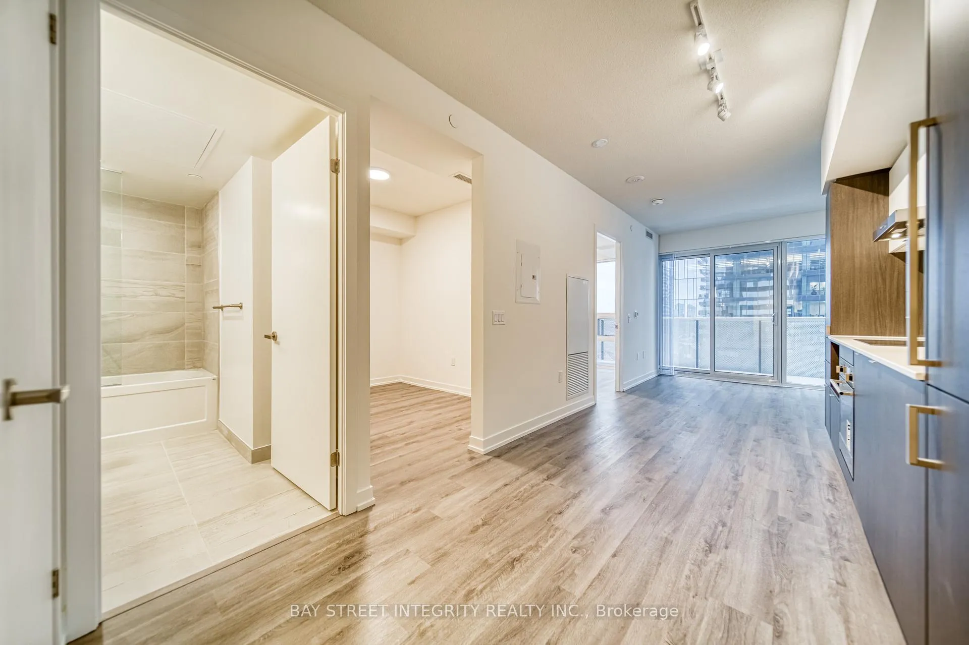 Photo 7 of Unit 2009, 138 Downes Street, Toronto, Waterfront Communities — HOMEH