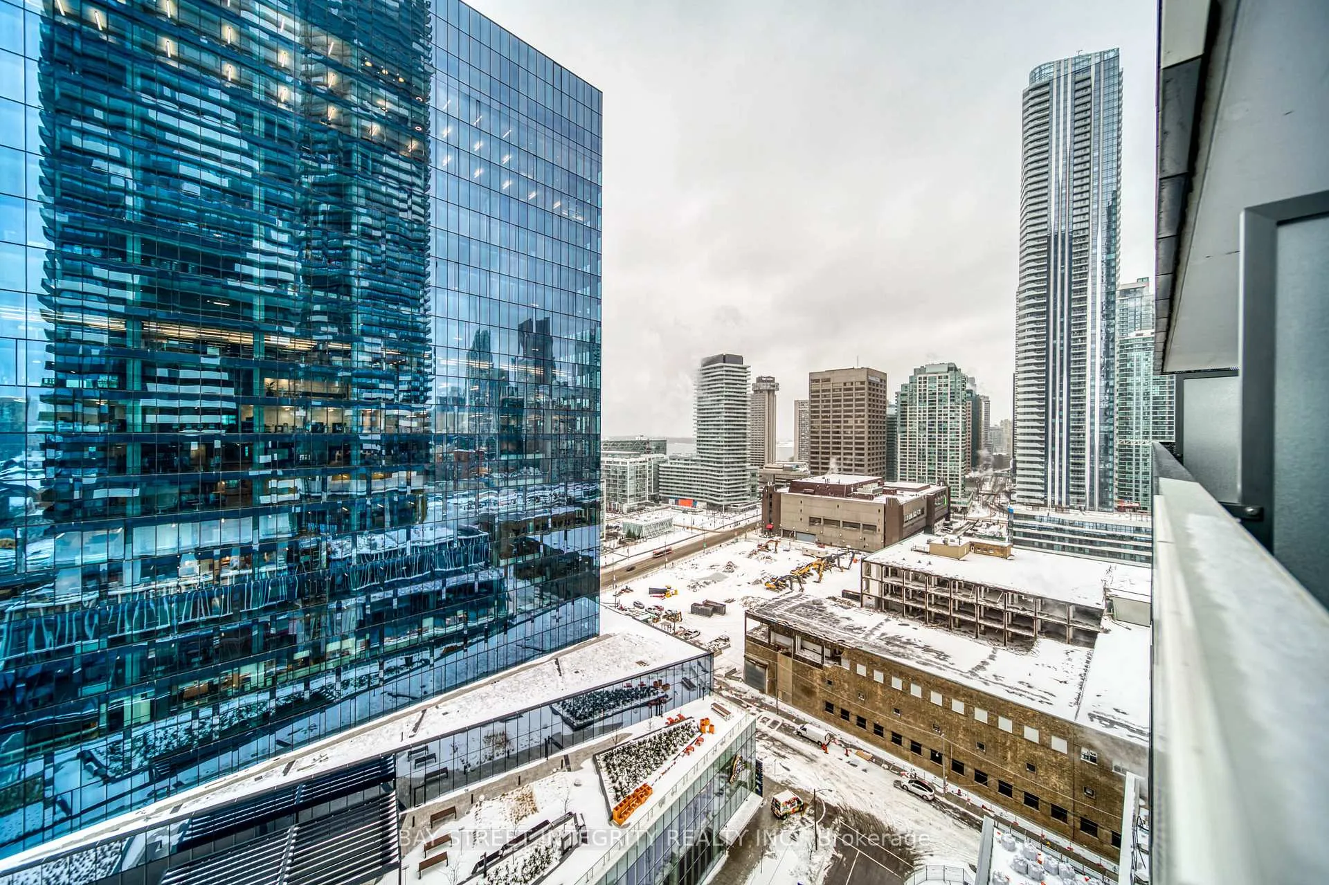 Photo 29 of Unit 2009, 138 Downes Street, Toronto, Waterfront Communities — HOMEH