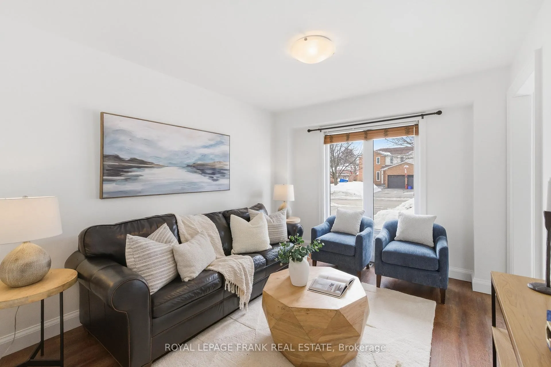 Photo 8 of 3 Mcguire Crescent, Uxbridge — HOMEH