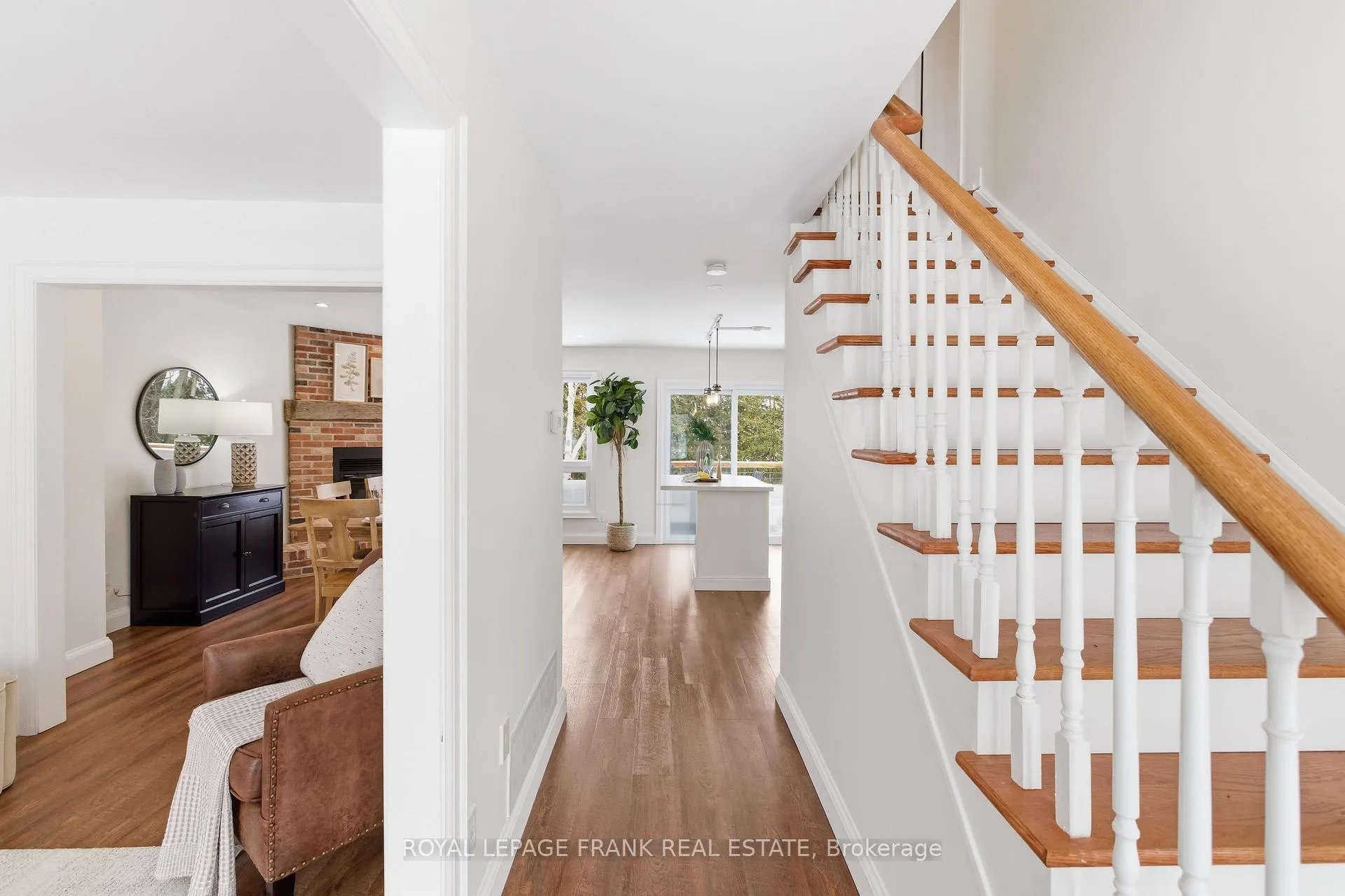 Photo 10 of 3 Mcguire Crescent, Uxbridge — HOMEH