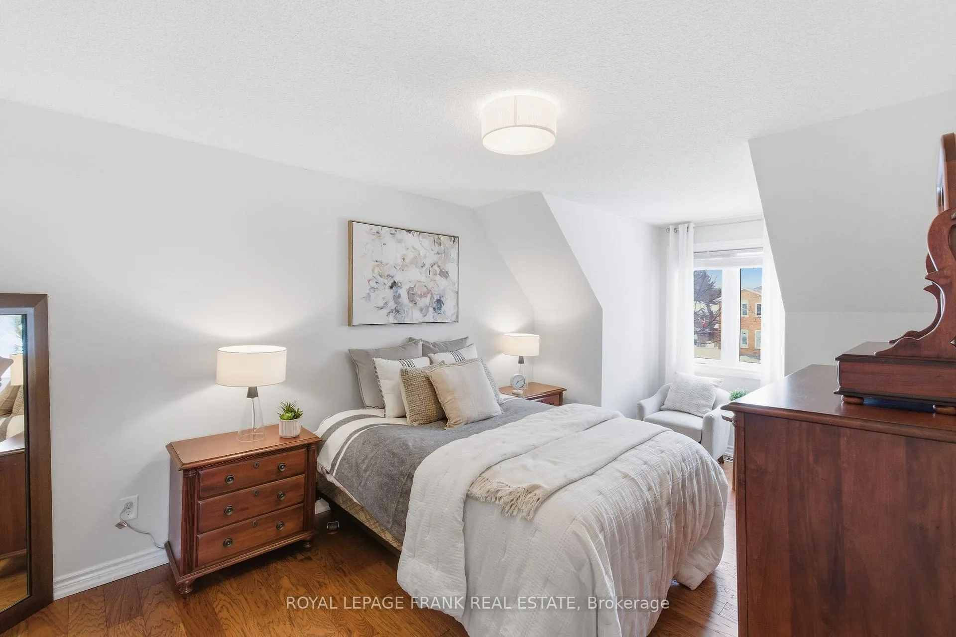Photo 31 of 3 Mcguire Crescent, Uxbridge — HOMEH