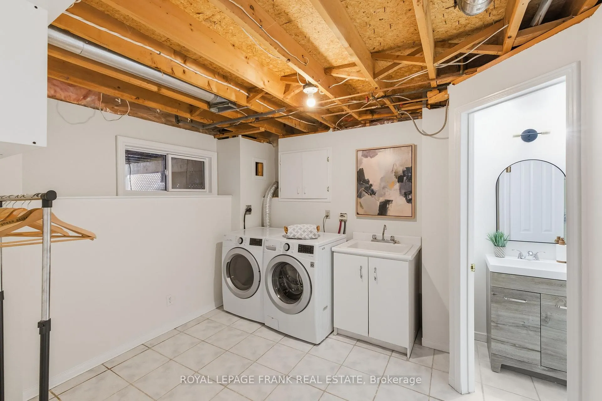 Photo 41 of 3 Mcguire Crescent, Uxbridge — HOMEH