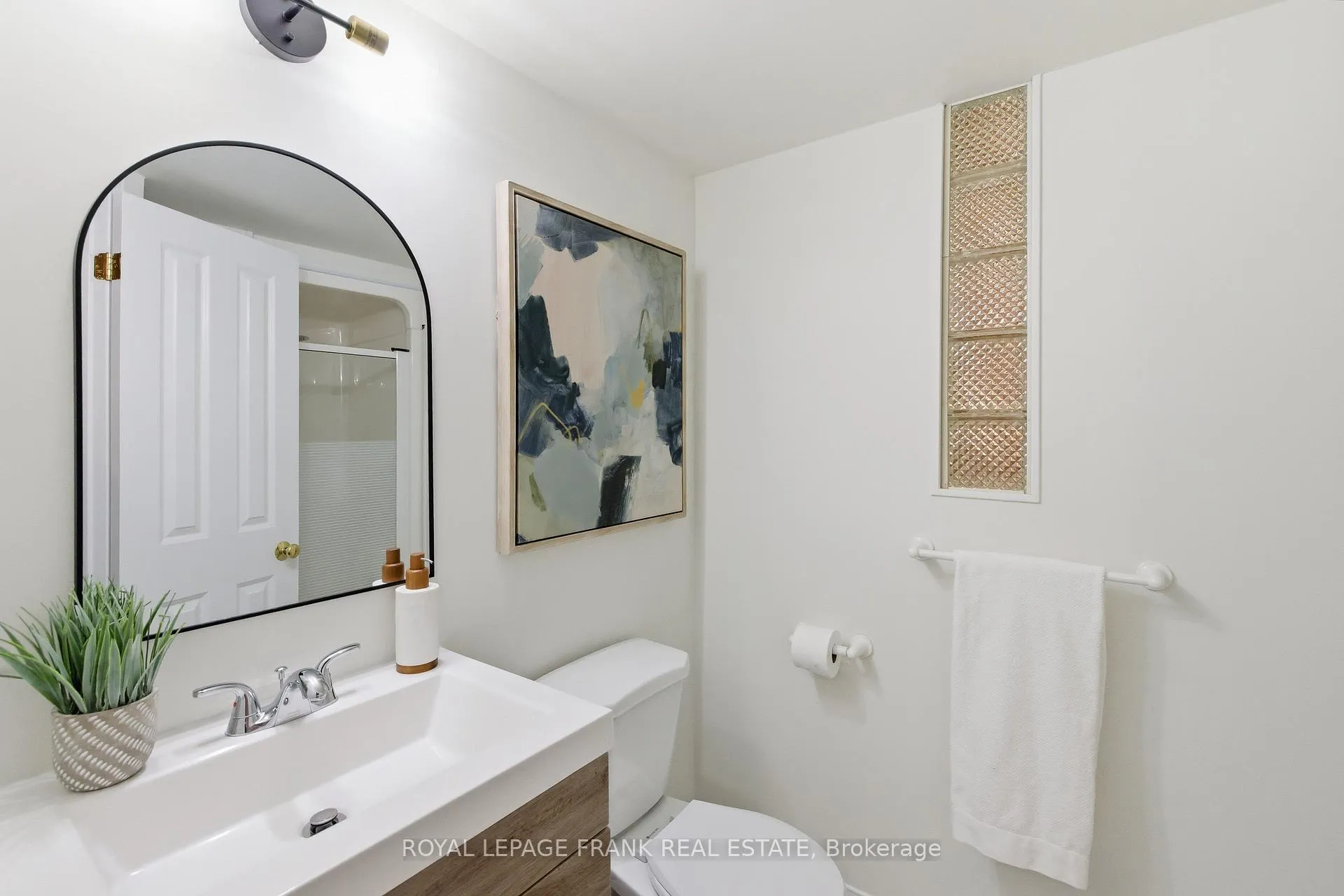 Photo 42 of 3 Mcguire Crescent, Uxbridge — HOMEH