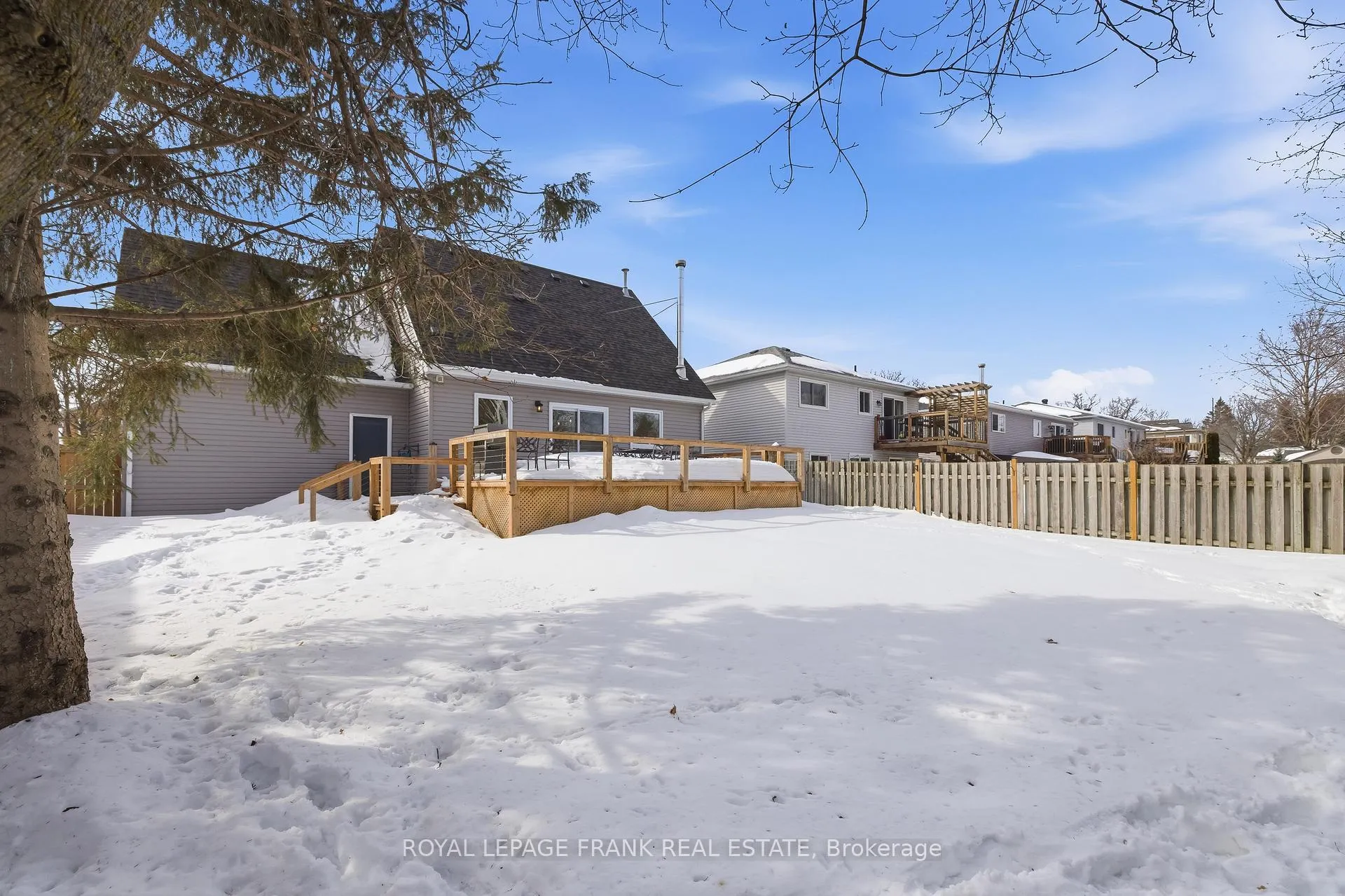 Photo 48 of 3 Mcguire Crescent, Uxbridge — HOMEH