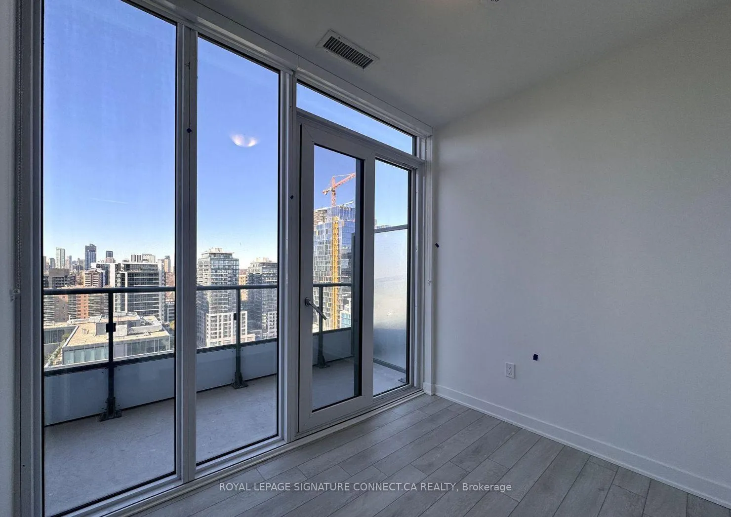 Photo 5 of Unit 1901 E, 70 Princess Street E, Toronto, Waterfront Communities — HOMEH