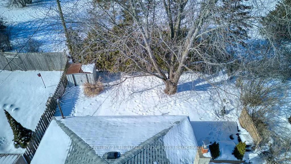 Photo 4 of 68 Brant Avenue, Kingston, East of Sir John A. Blvd — HOMEH