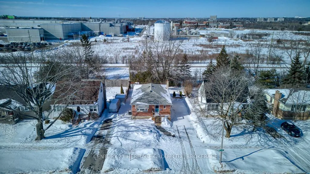 Photo 8 of 68 Brant Avenue, Kingston, East of Sir John A. Blvd — HOMEH