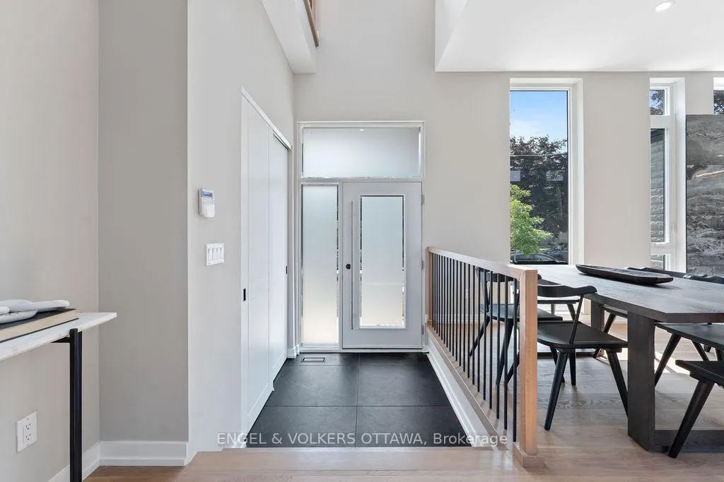 Photo 2 of 261 Dovercourt Avenue, Ottawa, Westboro/Hampton Park — HOMEH