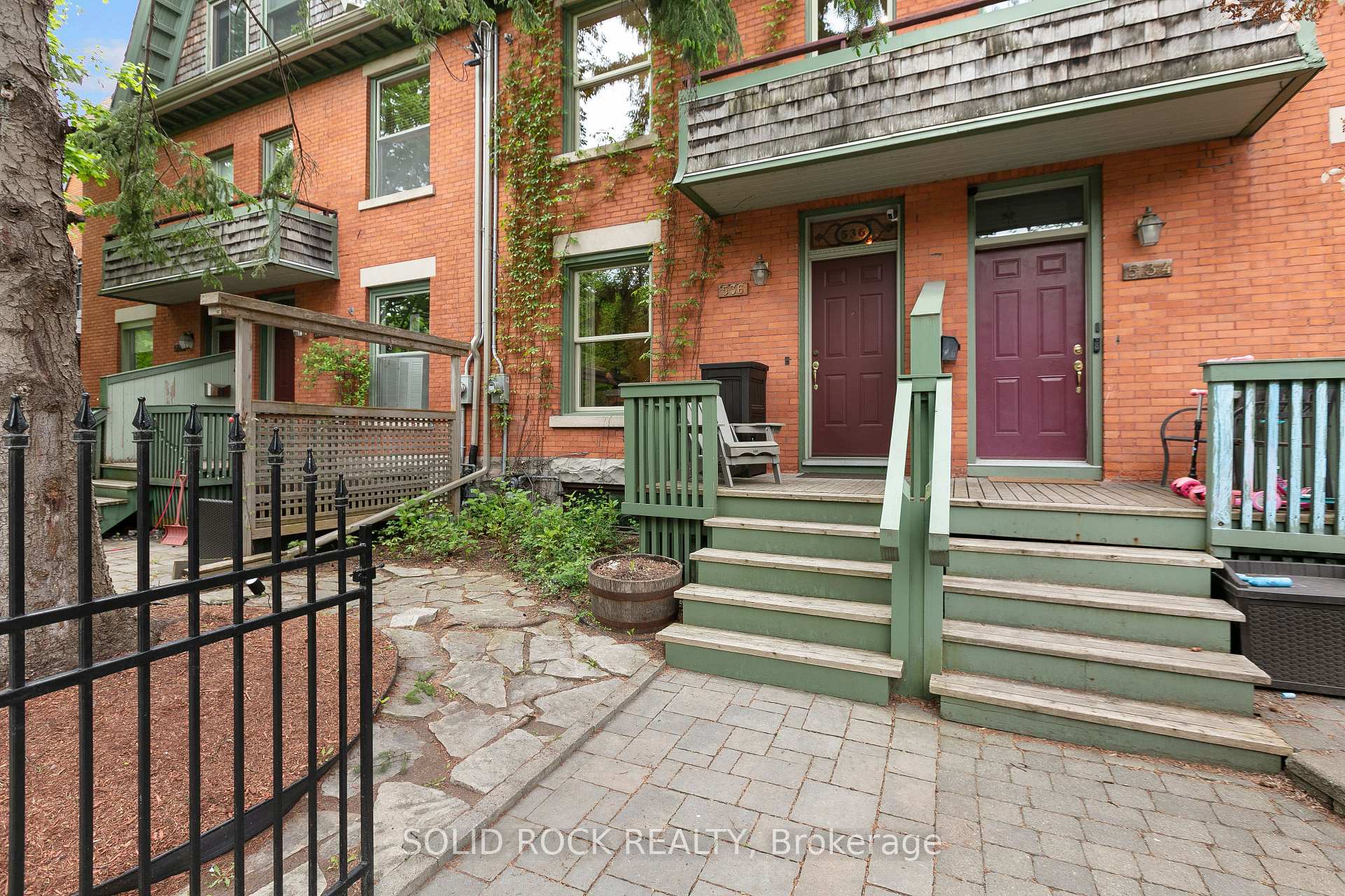 Photo 2 of 536 Besserer Street, Ottawa, Sandy Hill — HOMEH