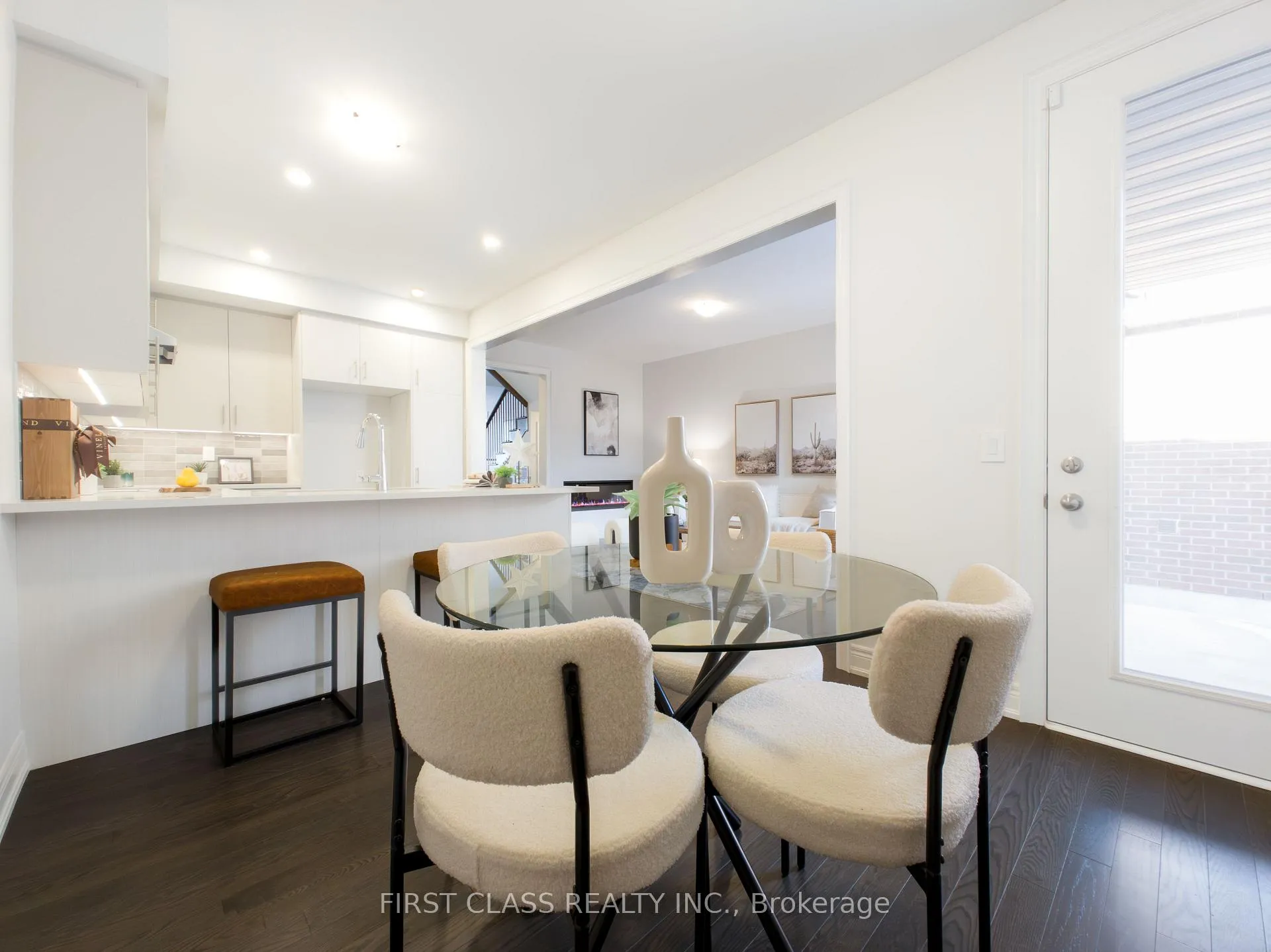 Photo 14 of 21 Albert Newell Drive, Markham, Cornell — HOMEH