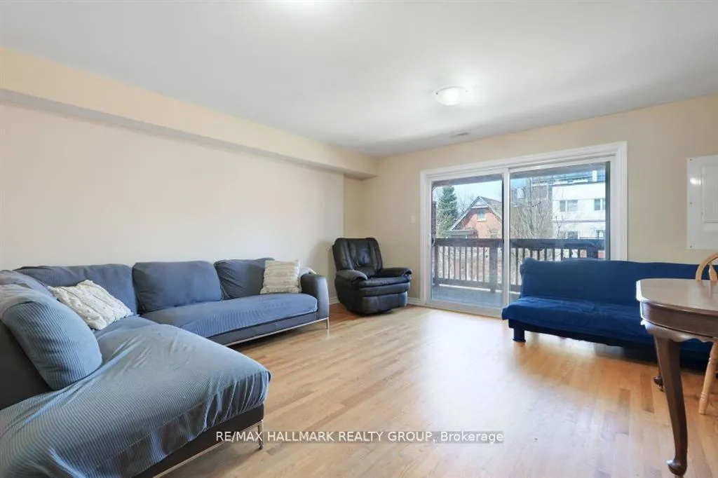Photo 5 of 348 Stewart Street, Ottawa, Sandy Hill — HOMEH