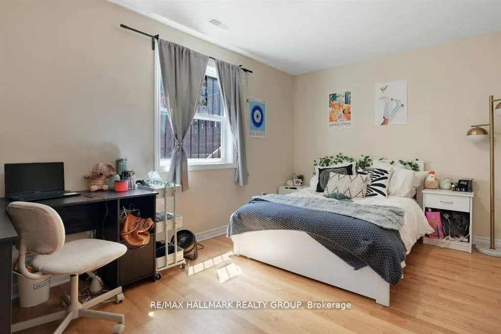 Photo 14 of 348 Stewart Street, Ottawa, Sandy Hill — HOMEH