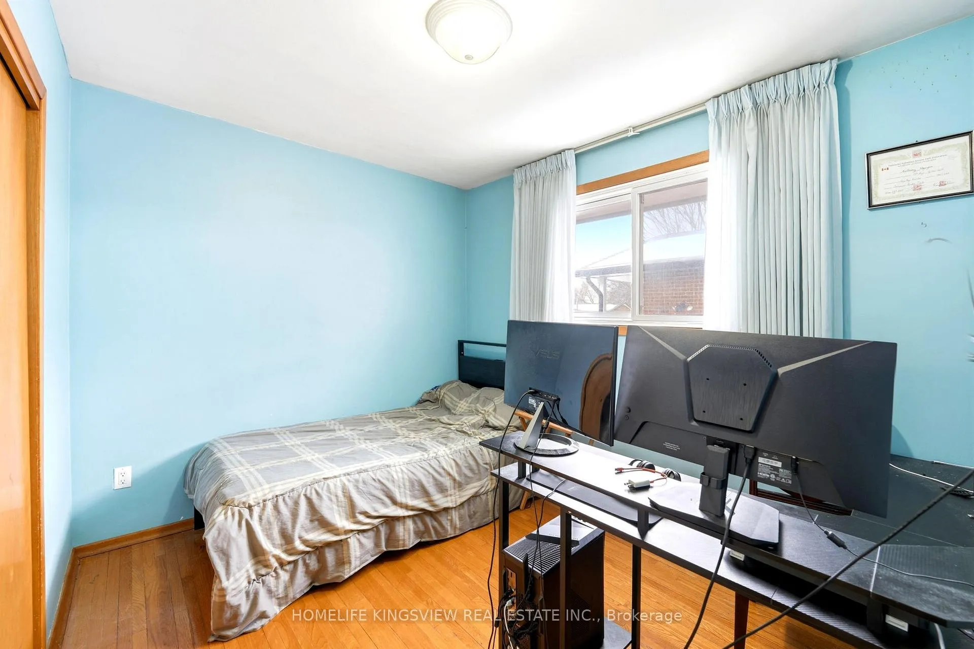Photo 15 of 656 Athol Street E, Oshawa, Donevan — HOMEH